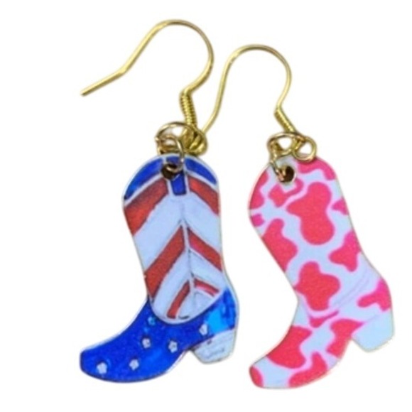 Cowgirl Earrings American Flag & Pink Cow Print Western Fun Novelty Dangle - Picture 1 of 1